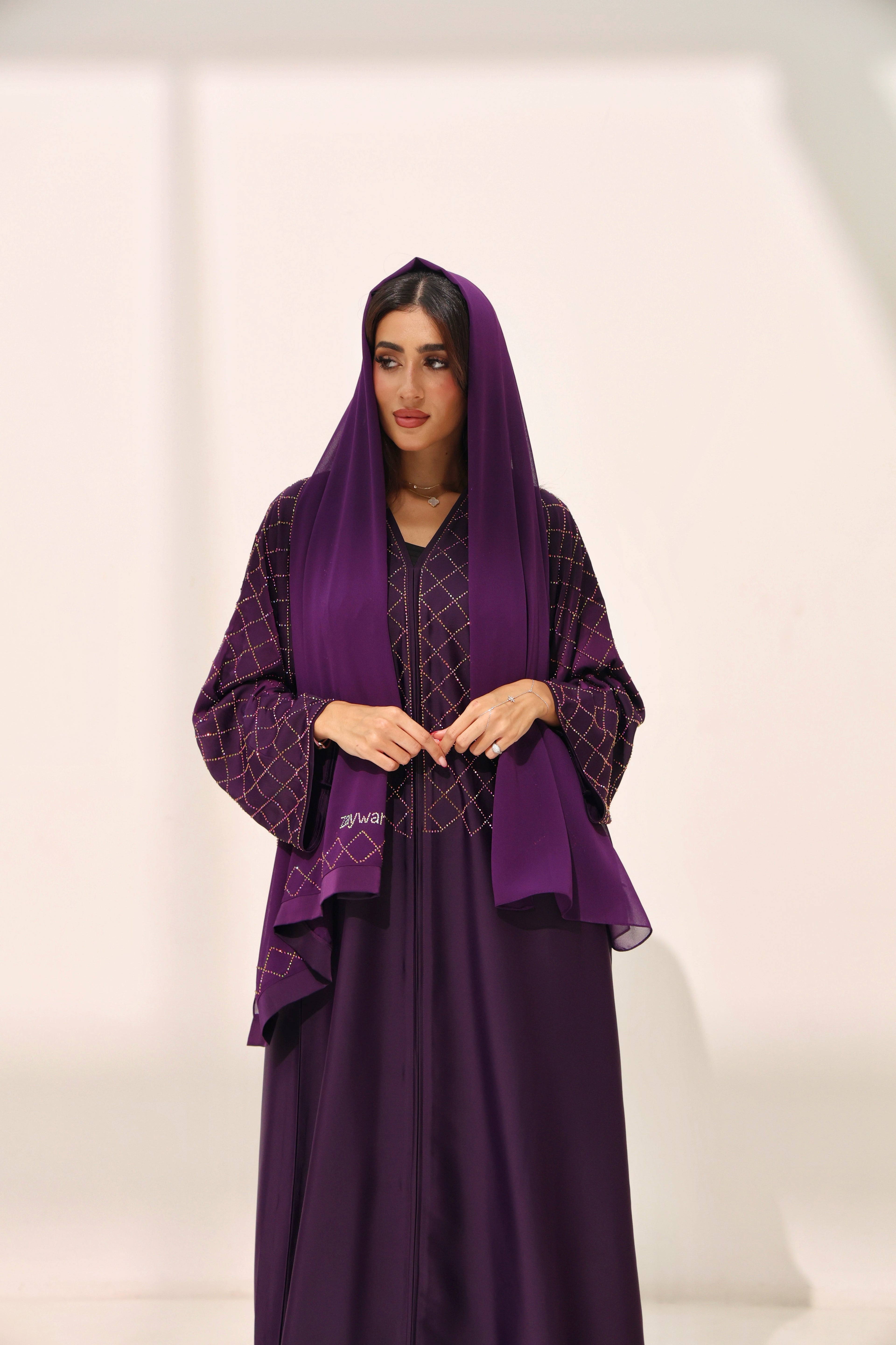 Kiraz Dark Purple Abaya