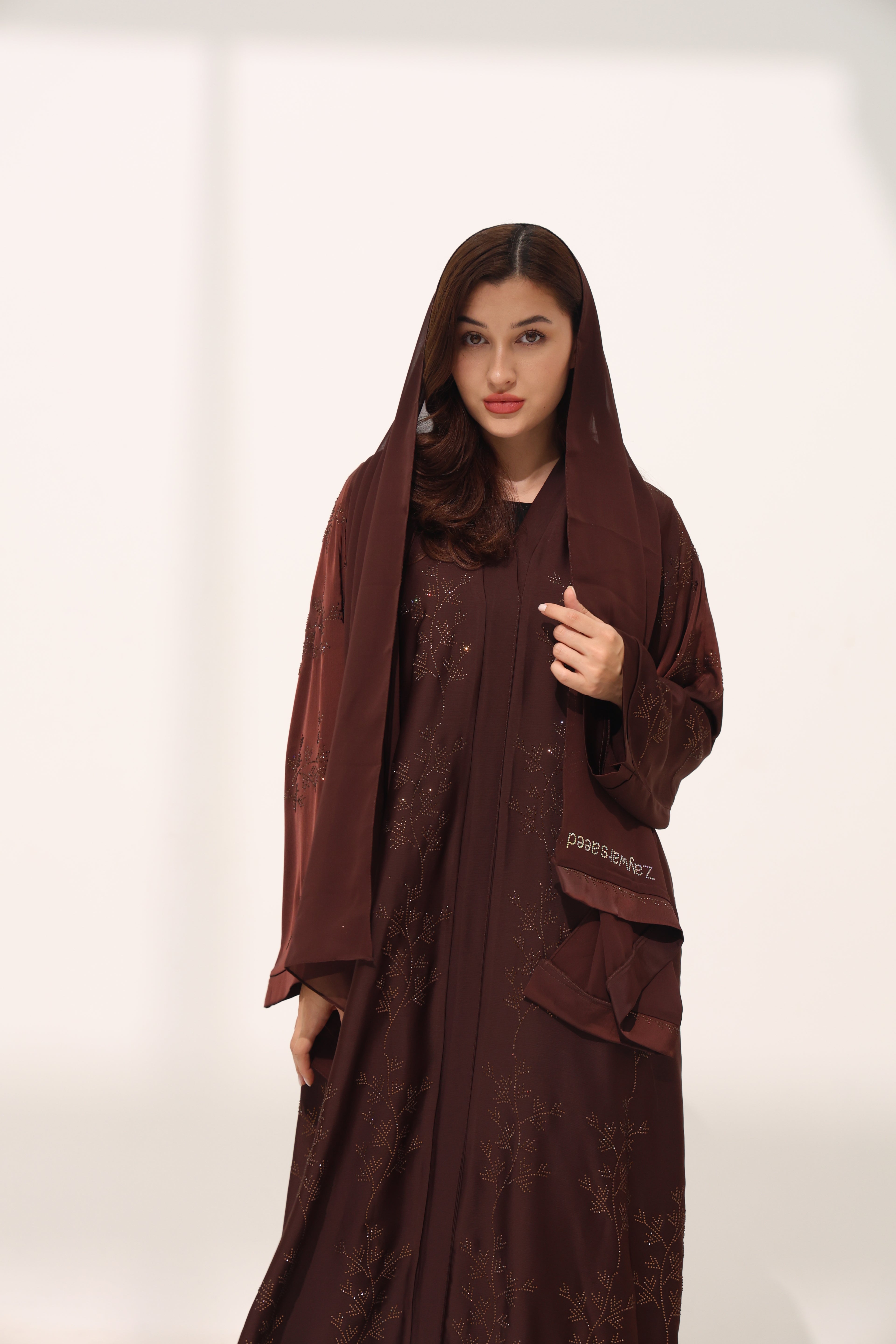 Mehreen Rich Brown Abaya