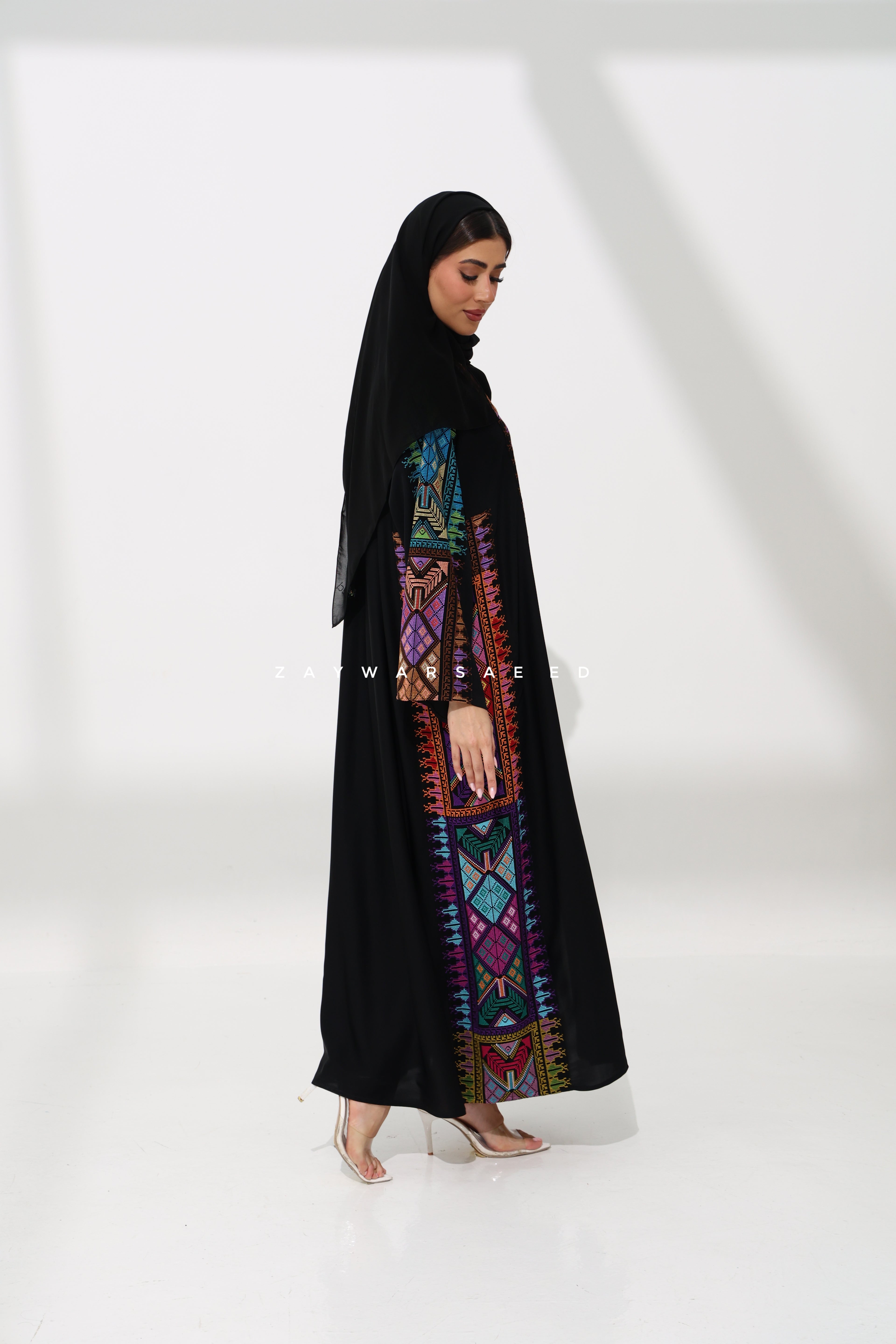 Fahmash Obsidian Abaya