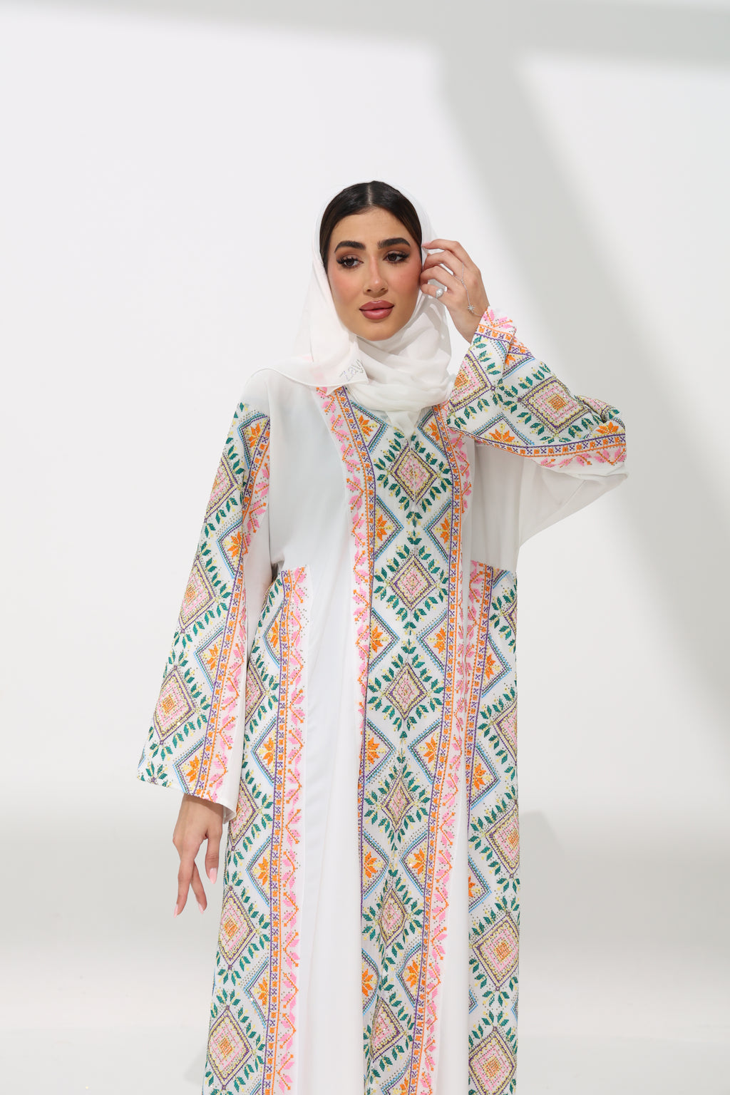 Fahmash White Abaya (with rhinestones)