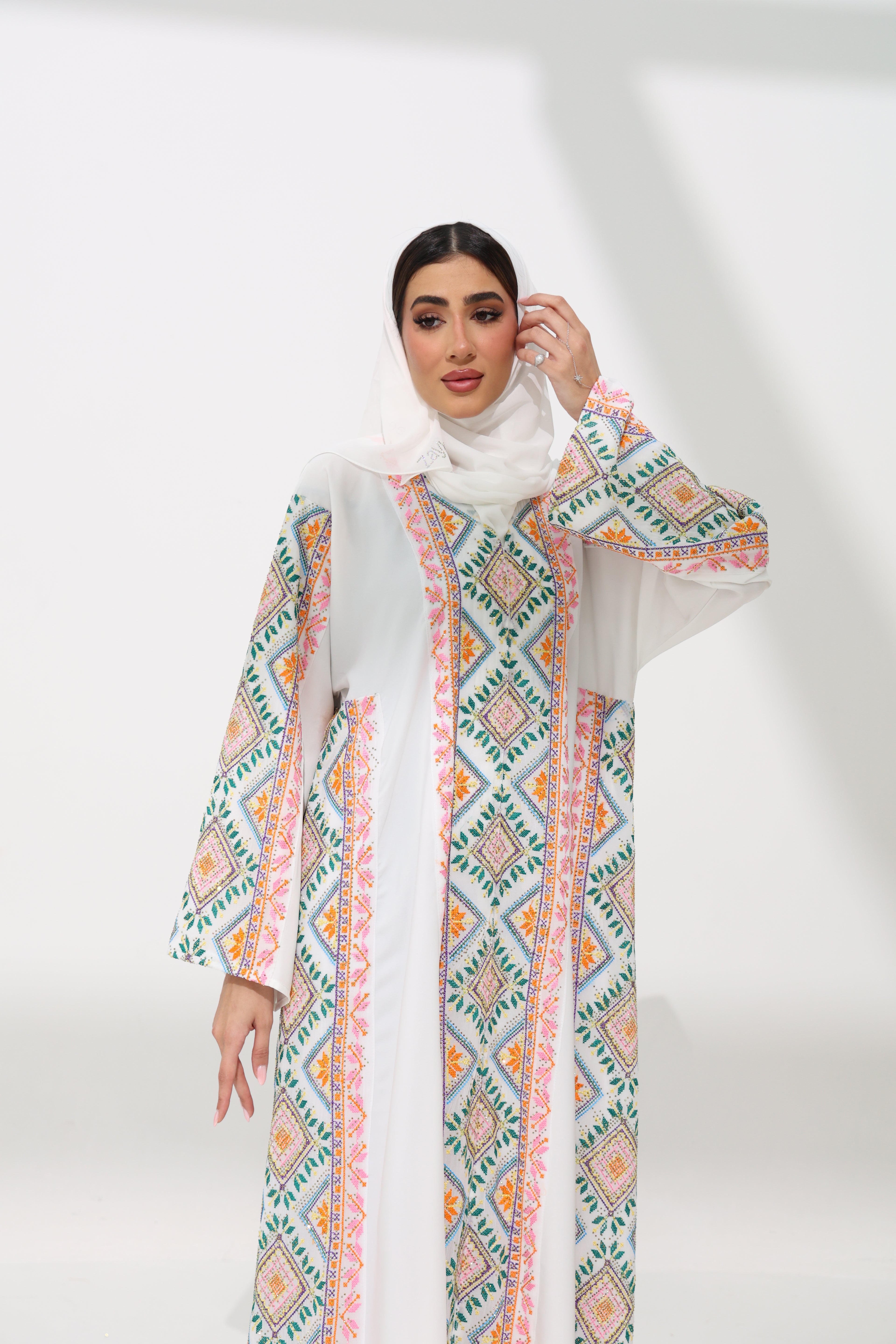 Fahmash White Abaya (with rhinestones)