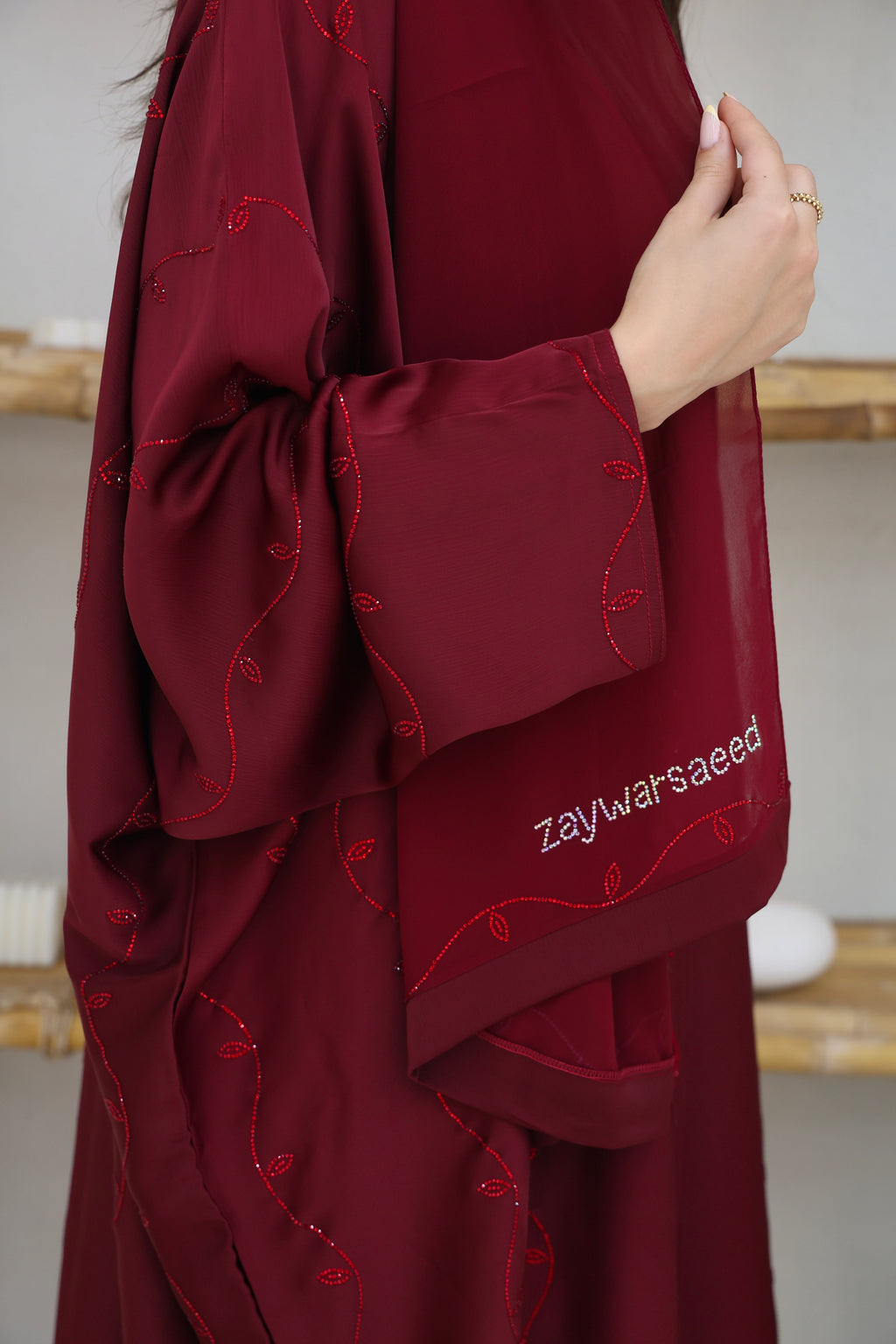 Hadia Maroon Farasha