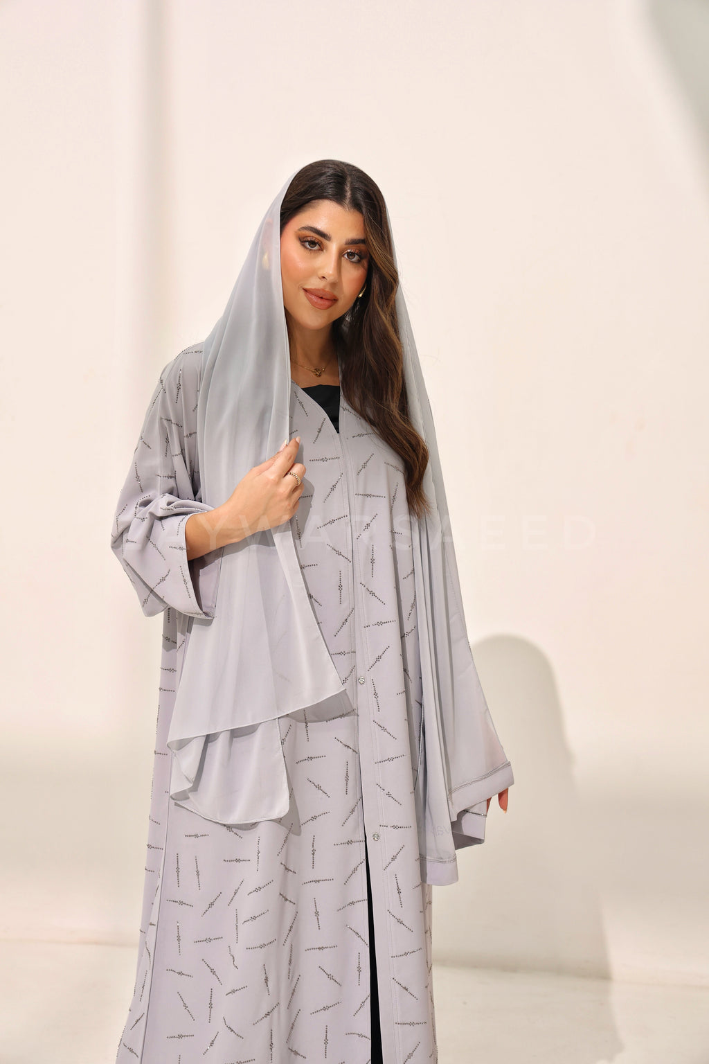 Mahara Cloud Grey Abaya