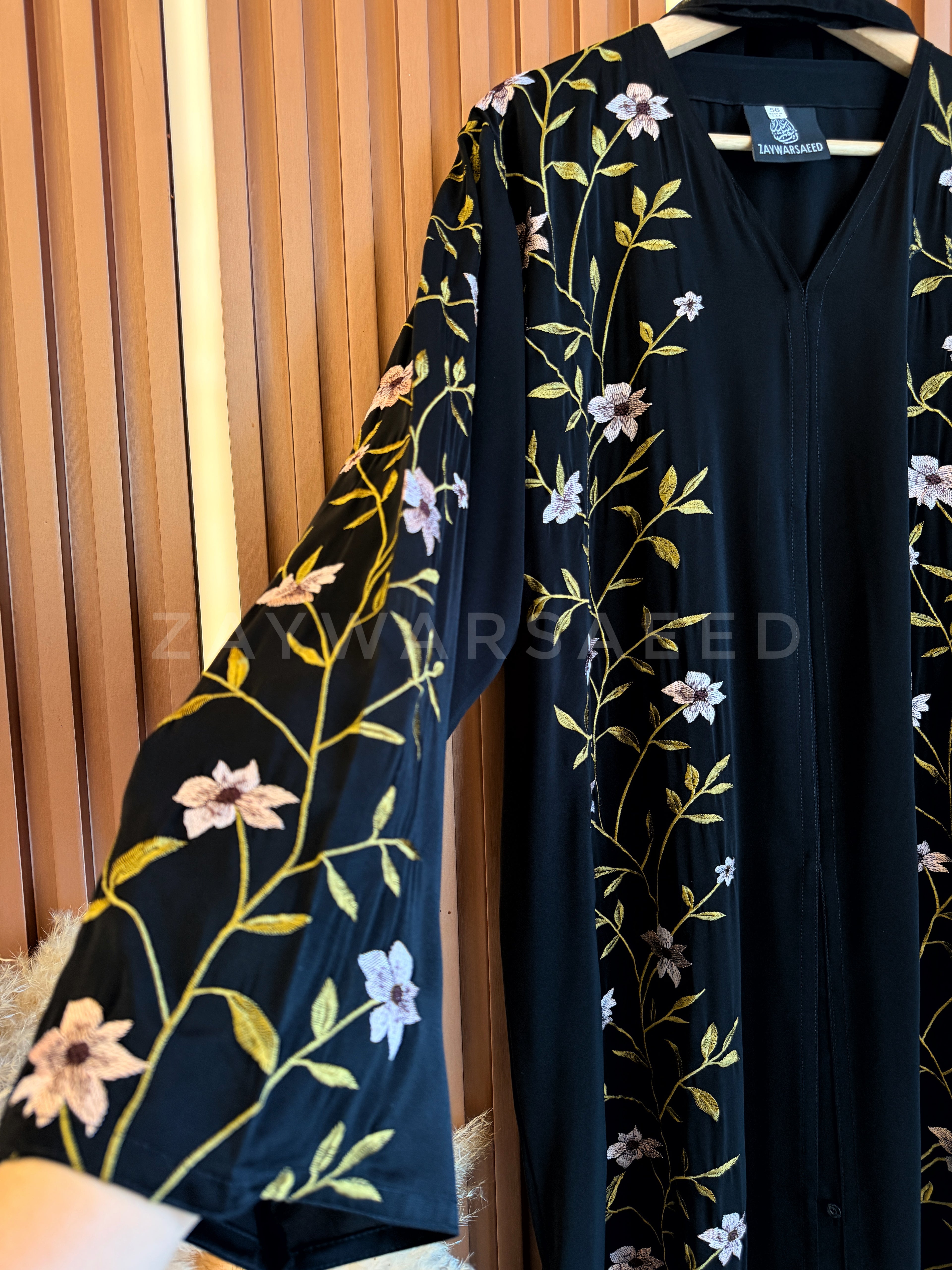ELORA ABAYA