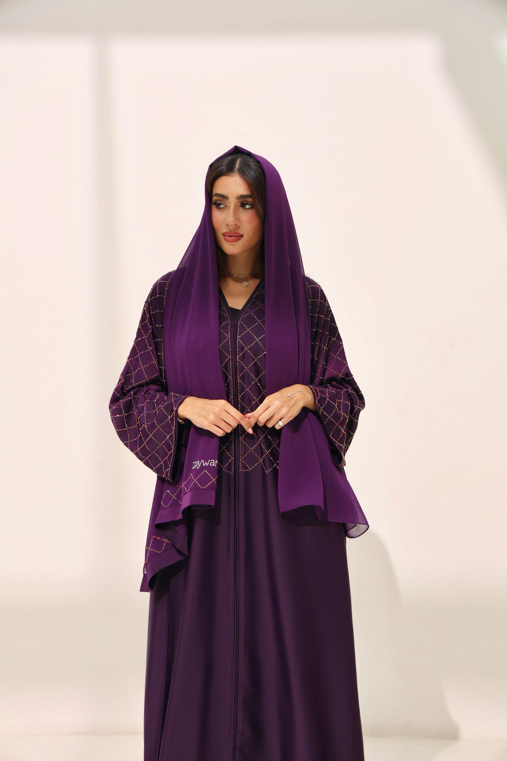 Kiraz Dark Purple Abaya