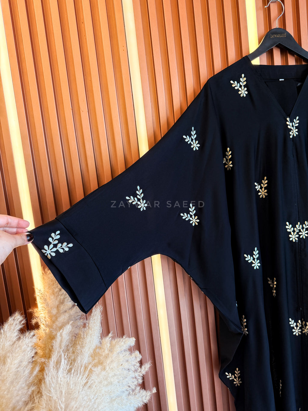 Yasmeen Obsidian Farasha Abaya