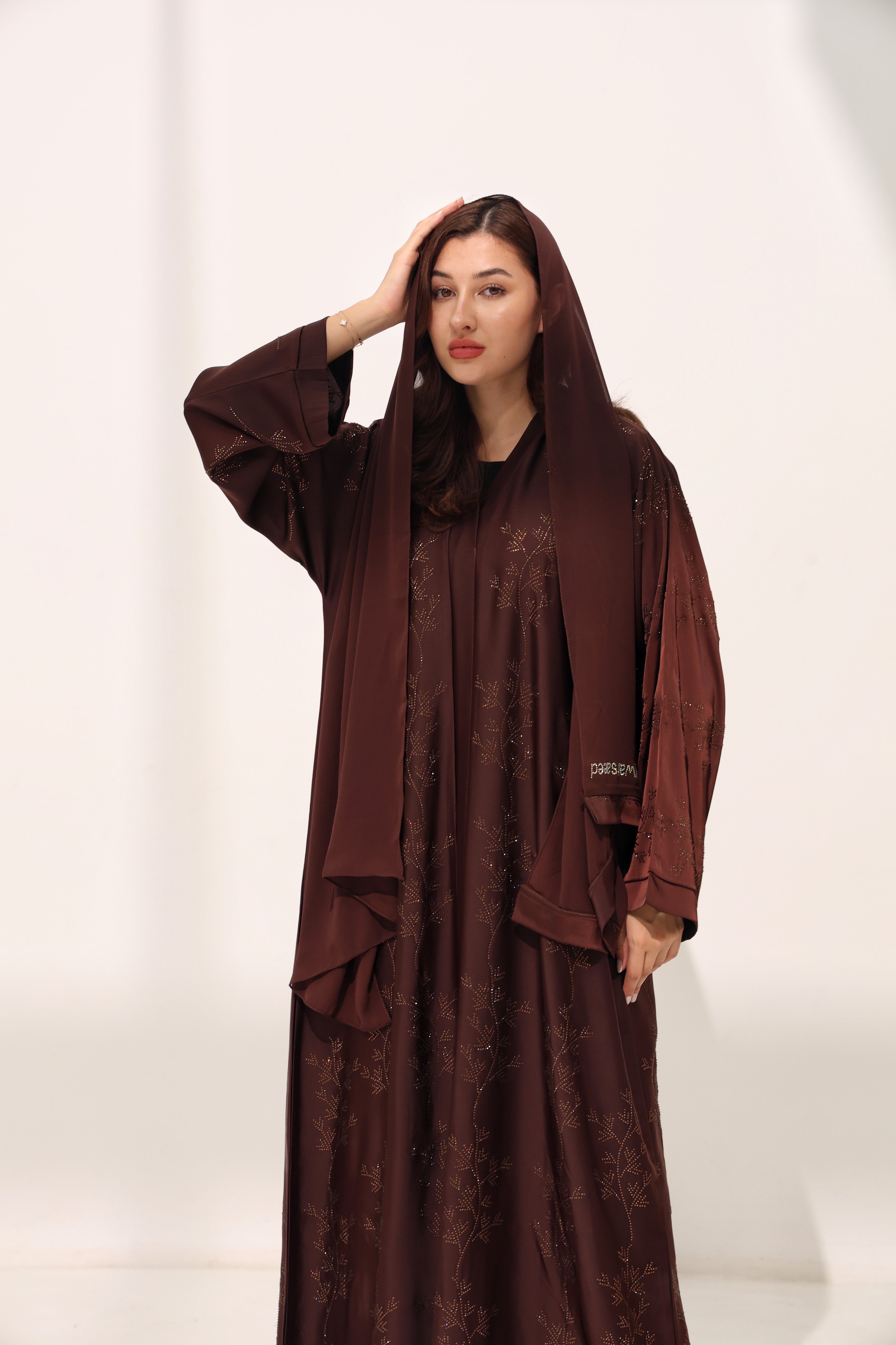 Mehreen Rich Brown Abaya