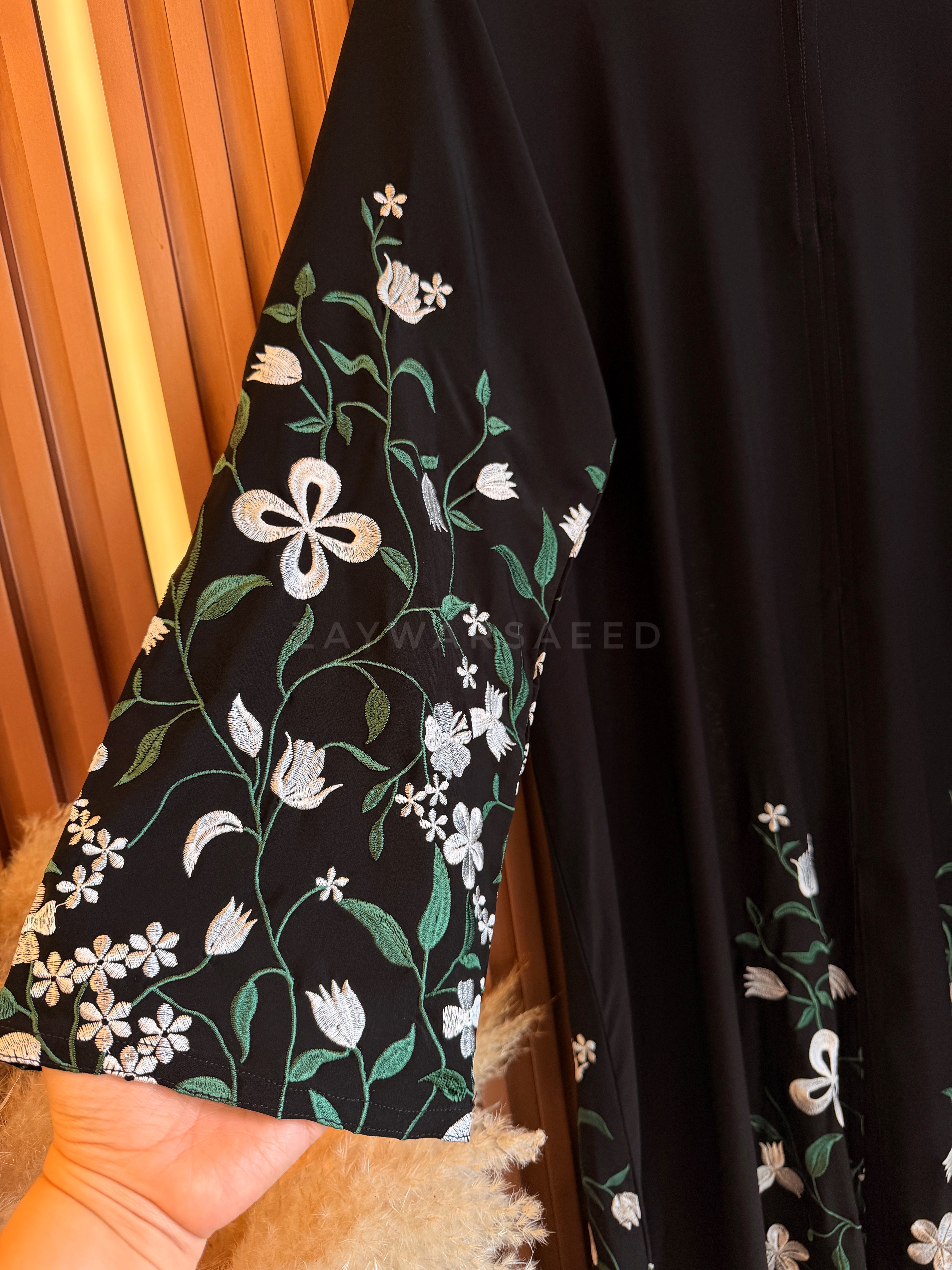 ZAHRA ABAYA
