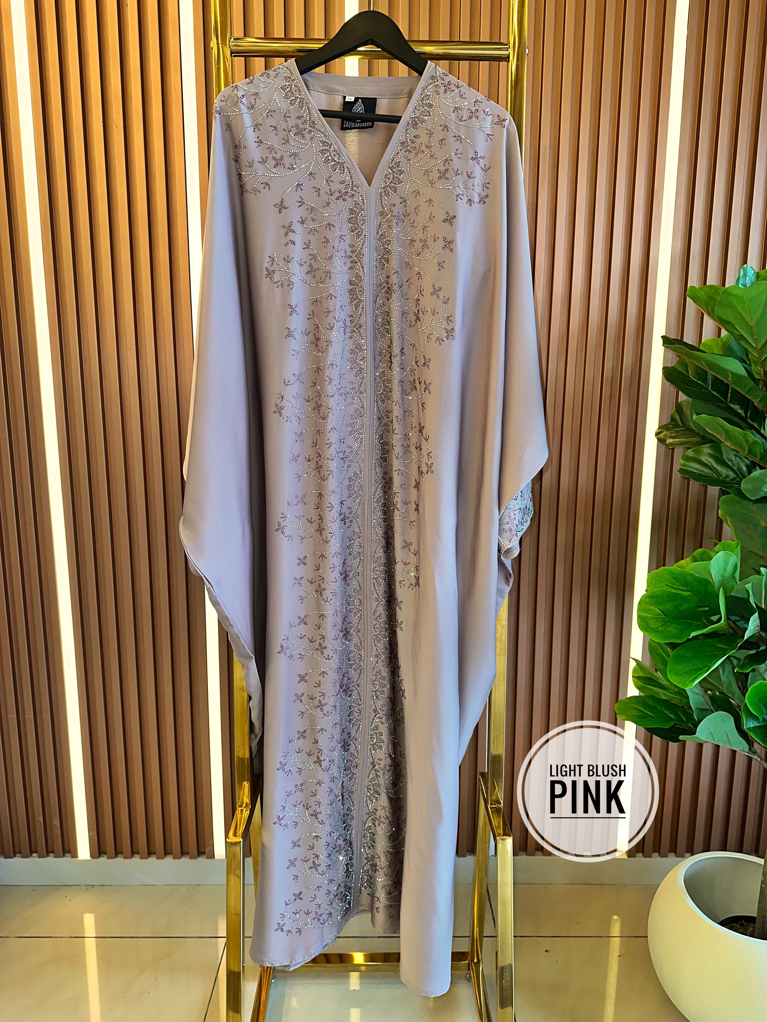 Rania Farasha Abaya