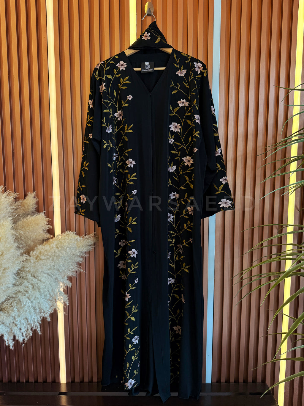ELORA ABAYA